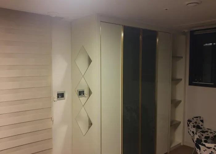 Dynamic Guest house