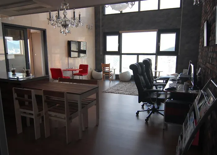 Dynamic Guest house