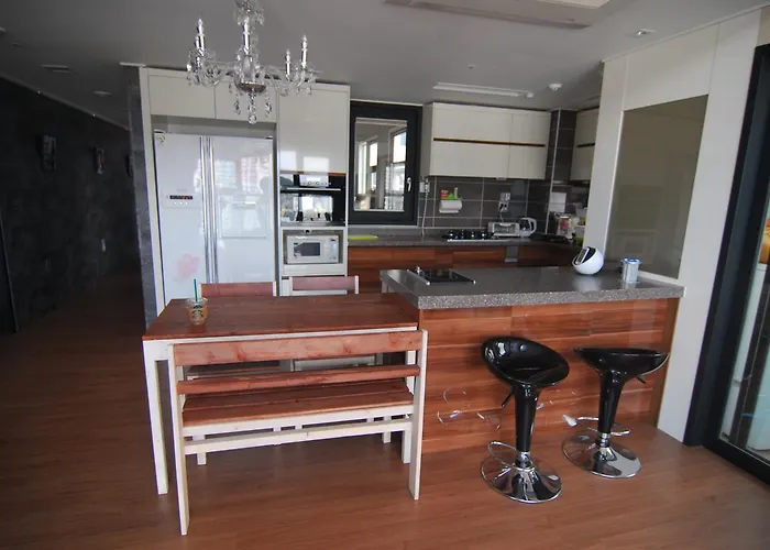 Dynamic Guest house
